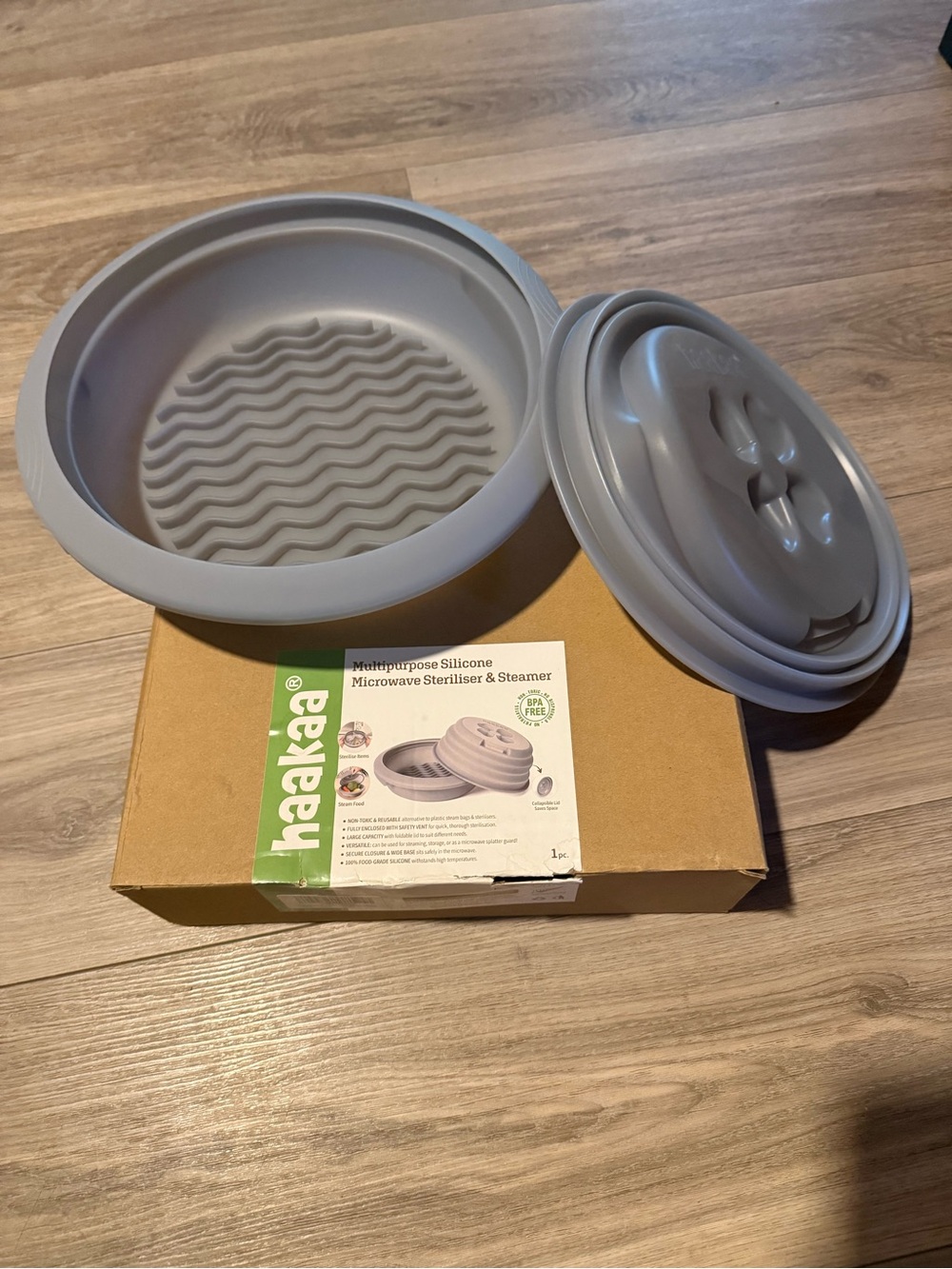 Aakaa Light Gray Silicone Microwave Steamer & Sterilizer